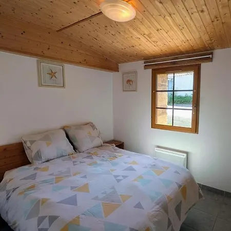 La Petite Grange 5 Km From The Sea