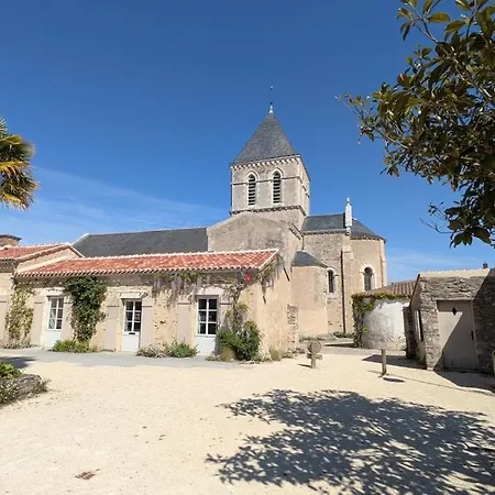 La Petite Grange 5 Km From The Sea بيت للعطل La Chaize-Giraud